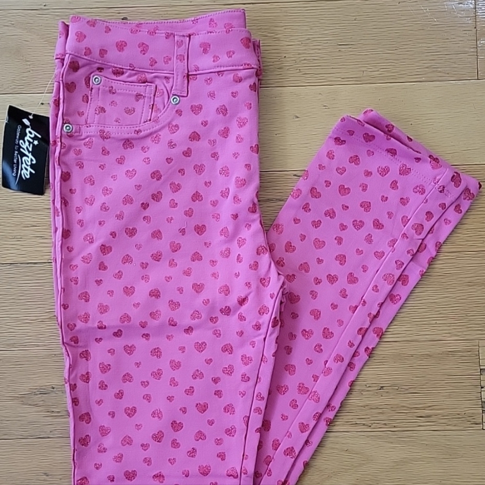 NWT bizfete Girls Size 14/16 Pants Color Pink with Red Glittered Hearts